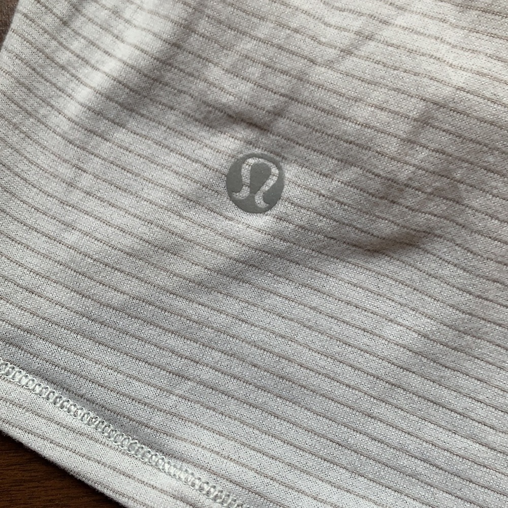 Lululemon Workout Tank - Picture 3 of 3